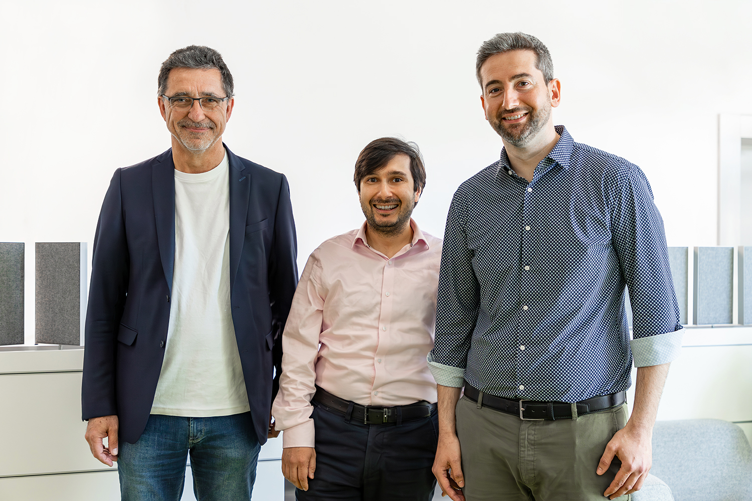 Prof. Andreas Waag, Prof. Vadim Issakov und Prof. Daniel Prades (von links)