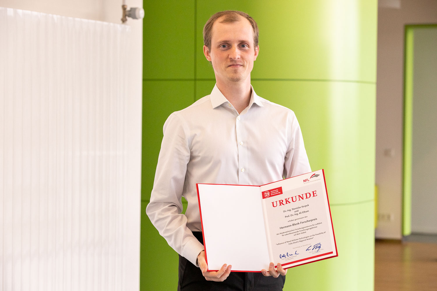 Dr. Stanislav Karpuk 