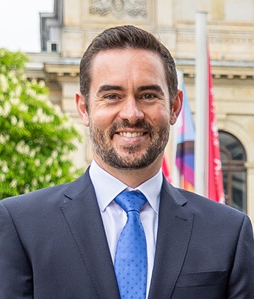 Porträt von Prof. Dr. Sebastian Heimbs