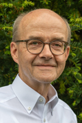 Portraitfoto von Prof. Ulrich Reimers