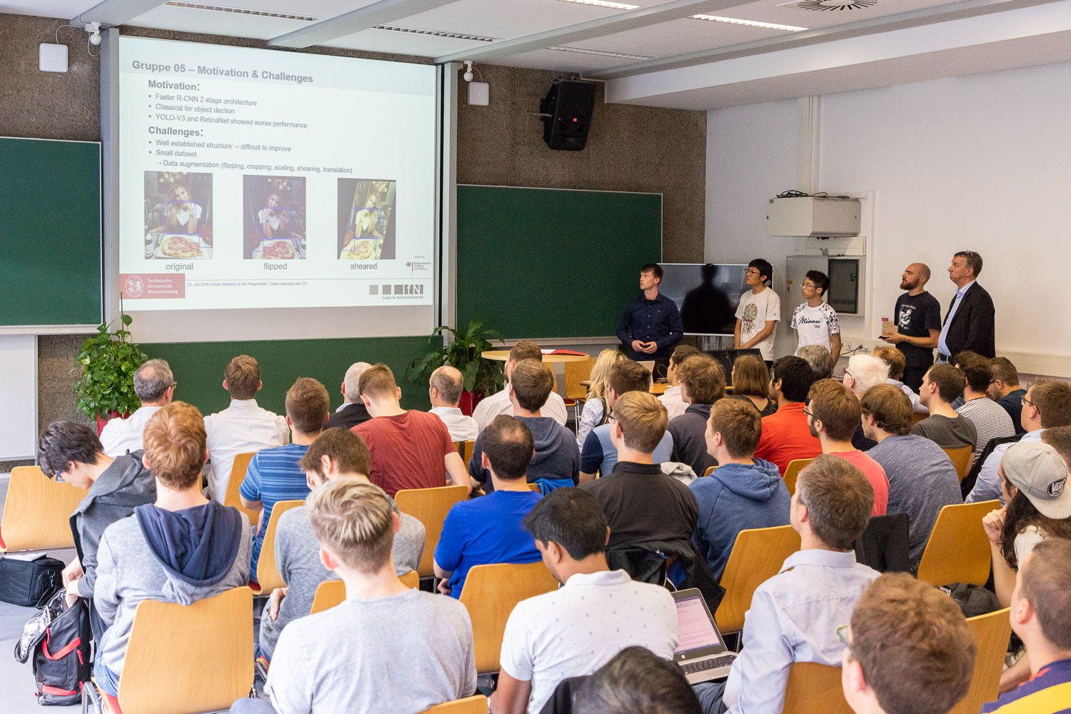 Foto einer Präsentation beim Deep Learning Lab