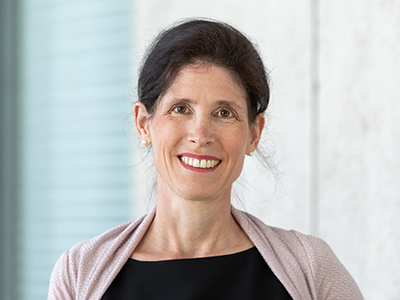 Prof. Dr. Stefanie Hartz