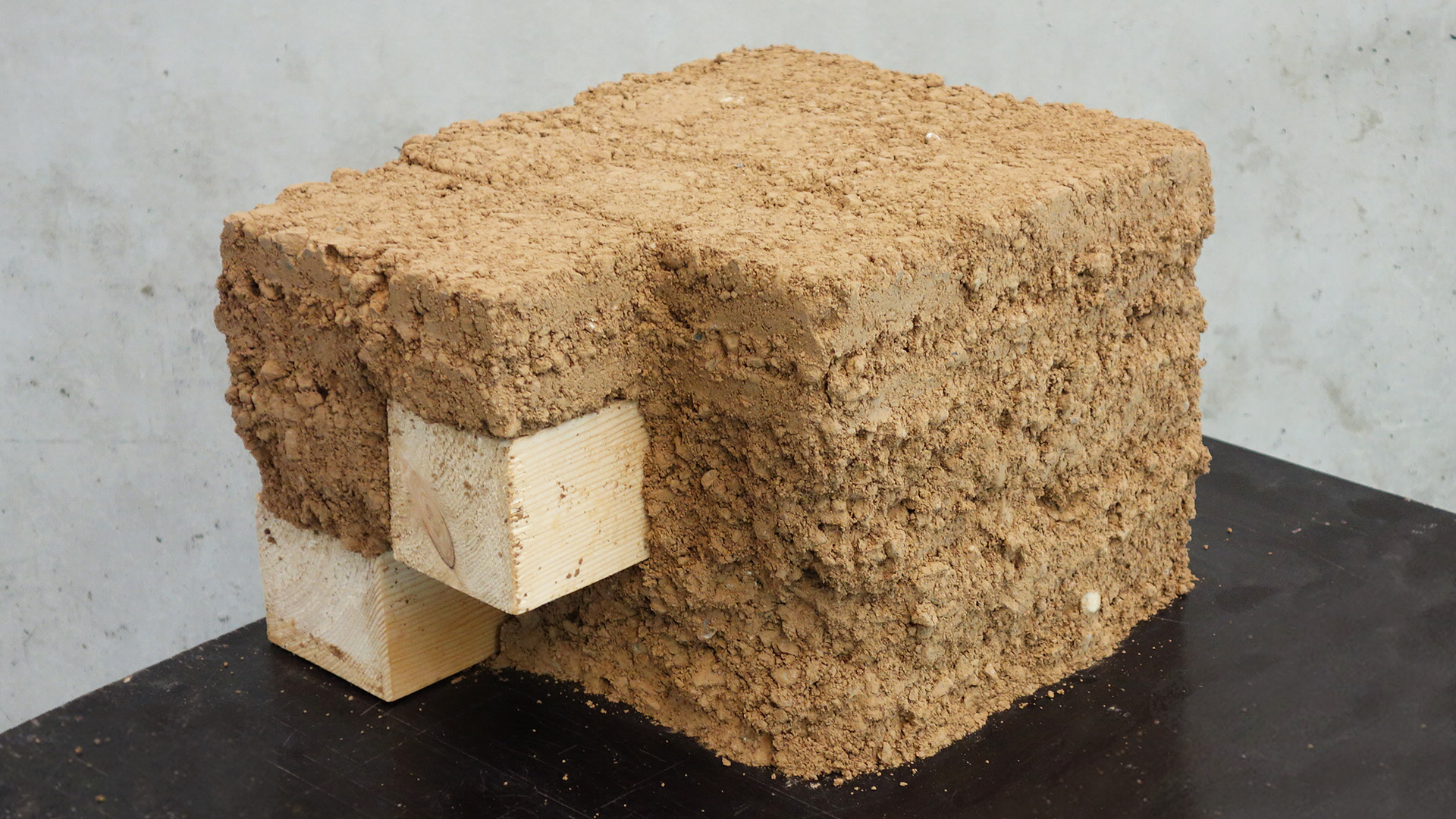 Utah Rammed Earth 26 SoSe - Master Thesis Selective Robotic Rammed Earth - Multimaterial