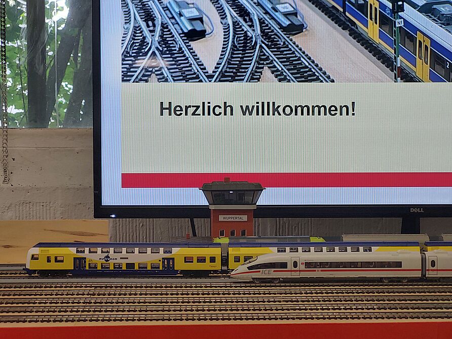 Dreh Eisenbahnlehranlage