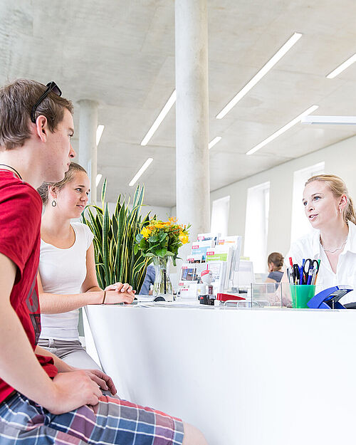 Beratung im Studienservice-Center