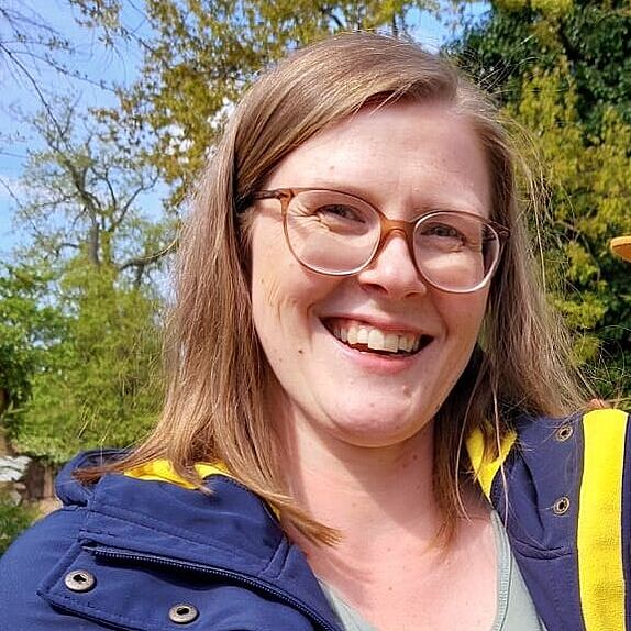 Das Foto zeigt Alumna Laura Burmeister.