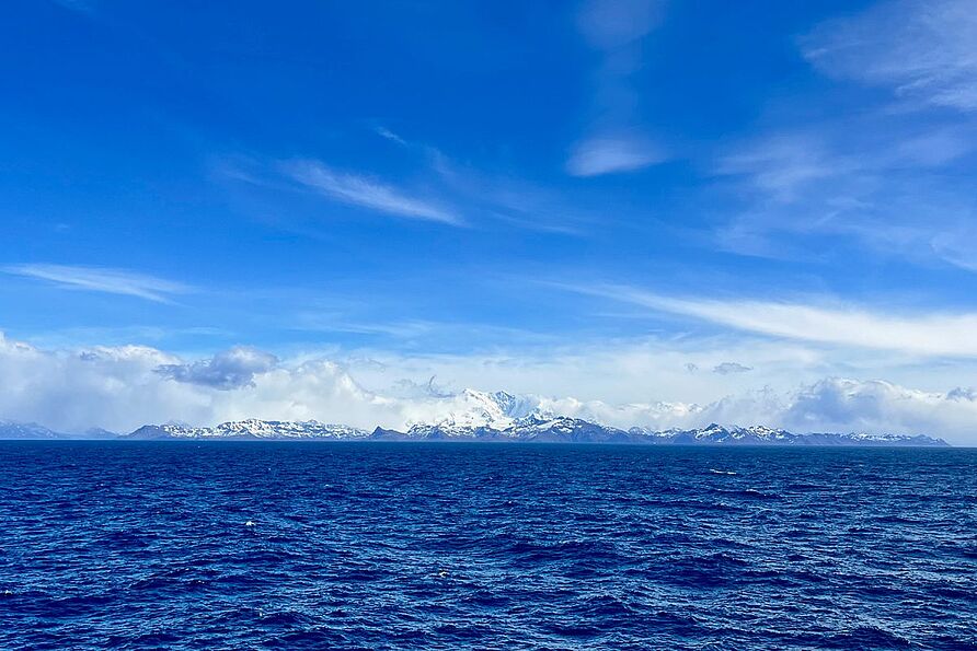 Wenn man sich in der Nähe von Südgeorgien befindet, hat man den Eindruck, in den Alpen zu sein, aber am Meer.