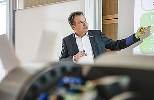 Prof. Jens Friedrichs