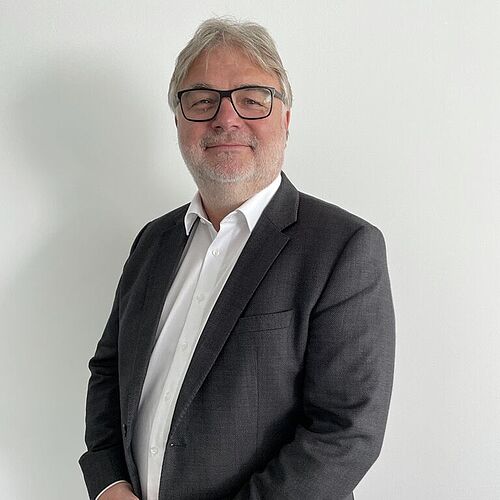 Das Foto zeigt Alumnus Thomas Seffern.