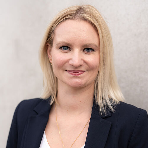 Das Foto zeigt Alumna Kristina Lindemann.