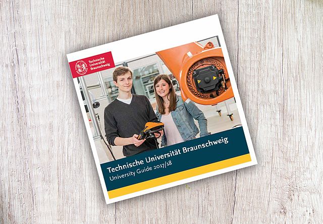 Das Cover des University Guides 2017/18 der TU Braunschweig