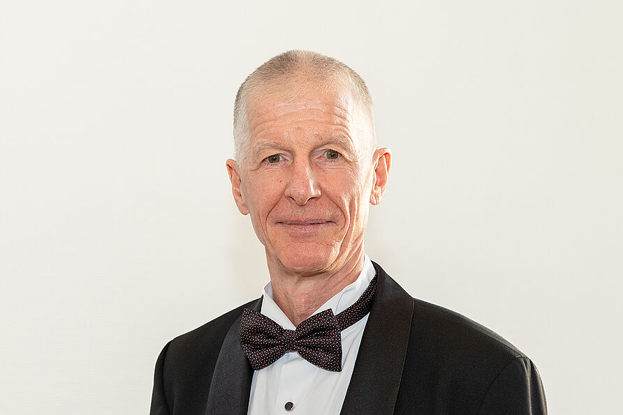 Professor Rainald Löhner