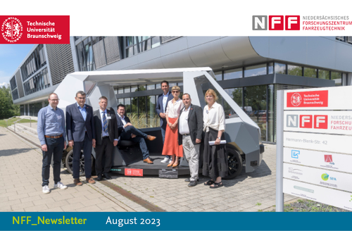 Header Newsletter 08/2023: Gruppenfoto mit Wirtschaftsminister Olaf Lies vor dem Versuchsfahrzeug RAION am NFF-Gebäude