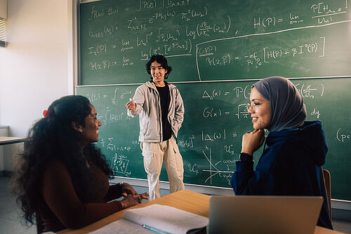 Studierende in Lehr- und Lernsituation