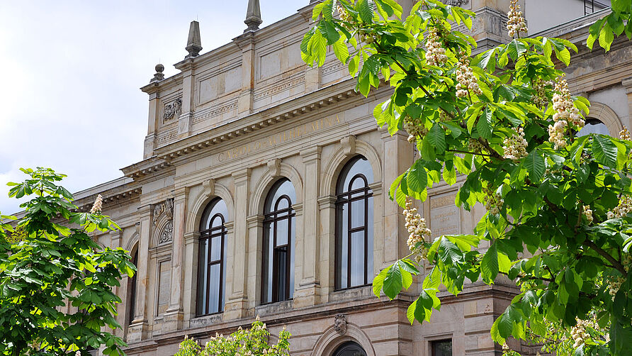 Altgebäude - the Historic Main Building