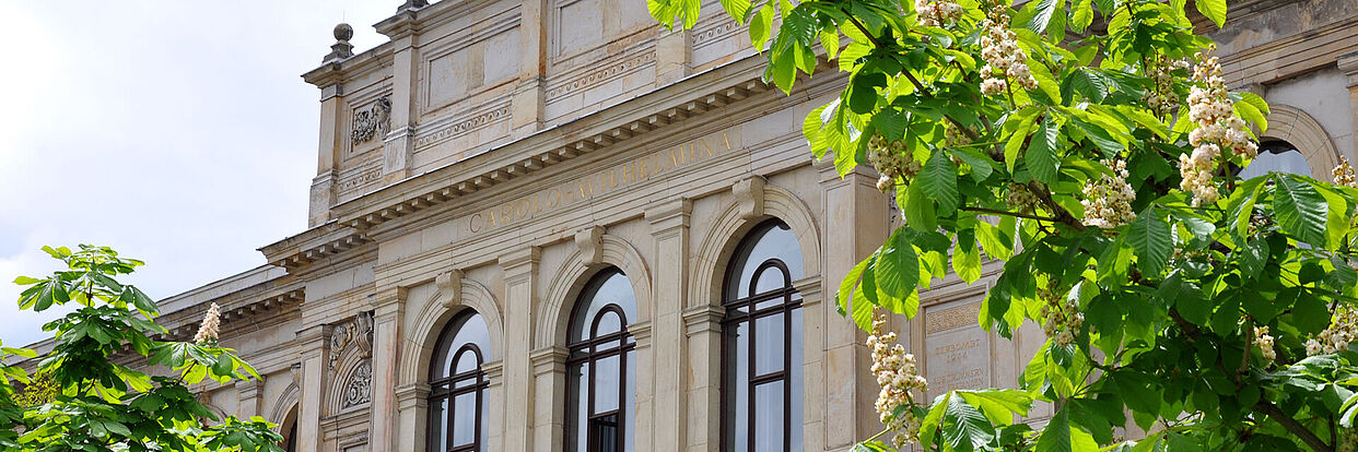 Das Altgebäude der TU Braunschweig 