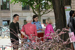 Foto Community Café Forumsplatz