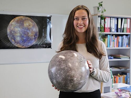 Kristin Pump ist wissenschaftliche Mitarbeiterin am Institut für Geophysik und Extraterrestrische Physik