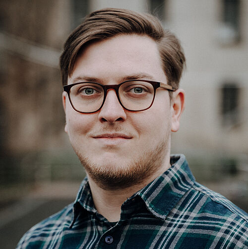 Das Foto zeigt Alumnus Philipp Regenbogen.