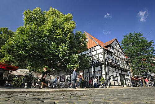 Haus und Fußgängerzone im Magniviertel in Braunschweig