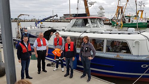 Wissenschaftsminister  Björn Thümler begleitet Forschungsfahrt des Projekts „Gute Küste Niedersachsen“
