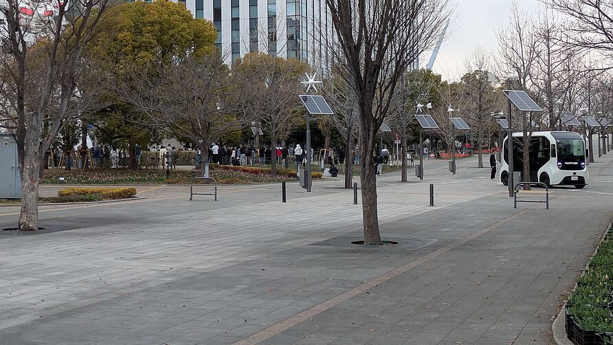 Ein autonomer Shuttle während der Cirp Tagung in Japan