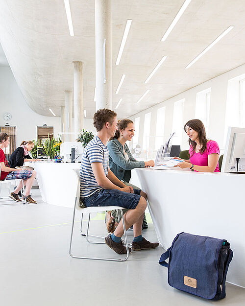 Beratung im Studienservice-Center