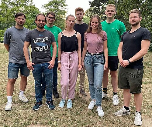 Einige Mitglieder des Fachgruppenrats Wirtschaftsinformatik beim Sommerfest 2022