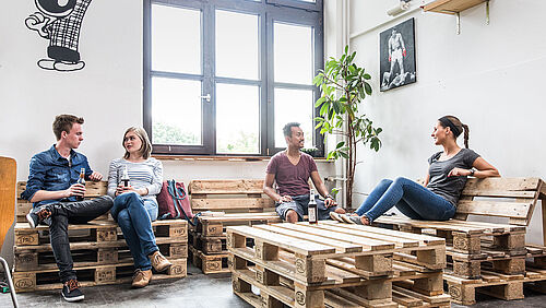Students meet at the Carolo Campus Café C3