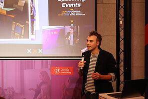 ein Referent vor seiner Präsentation