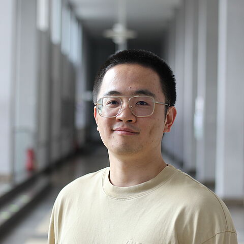 Yan Tong