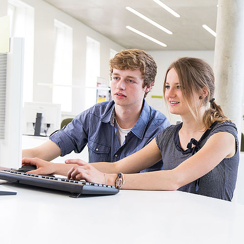Auf Informationssuche im Studienservice-Center