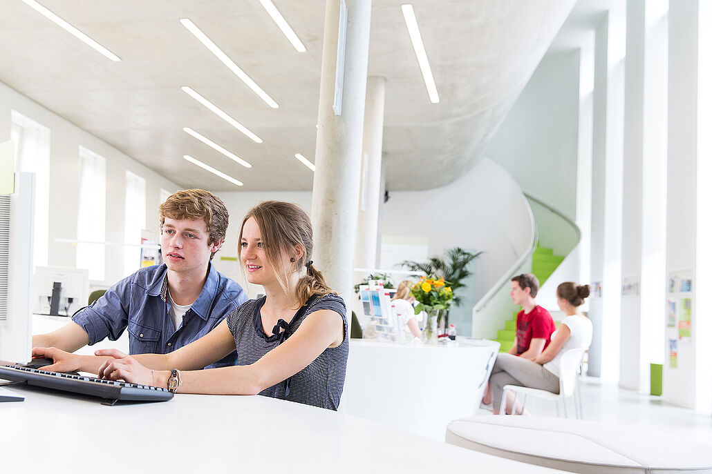 Auf Informationssuche im Studienservice-Center