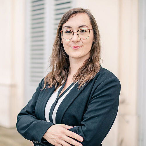 Das Foto zeigt TU Alumna Christin Bley.