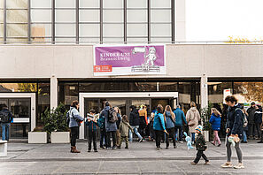 Foto Kinder-Uni Forumsplatz