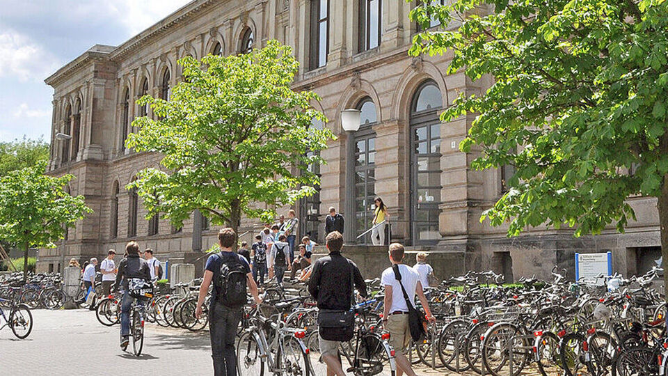 Altgebäude
