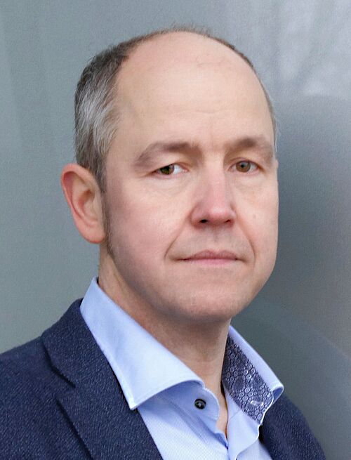Prof. Dr.-Ing. Markus Böl 