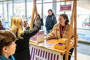 Kinder-Uni Wissenskiosk