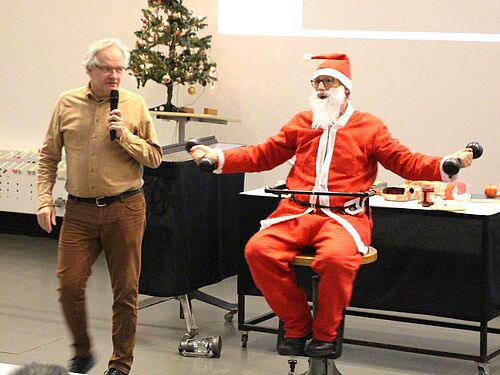 Der Weihnachtsmann bekommt Unterstützung