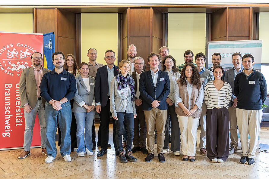 Gruppenbild mit Teilnehmenden des europäischen egeniouss-Projektes während der Abschlussveranstaltung im Haus der Wissenschaft, Braunschweig, am 15. Oktober 2026.