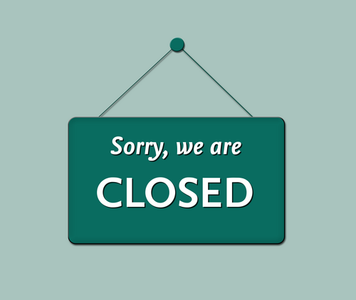 Schild mit dem Schriftzug "Sorry we're closed"
