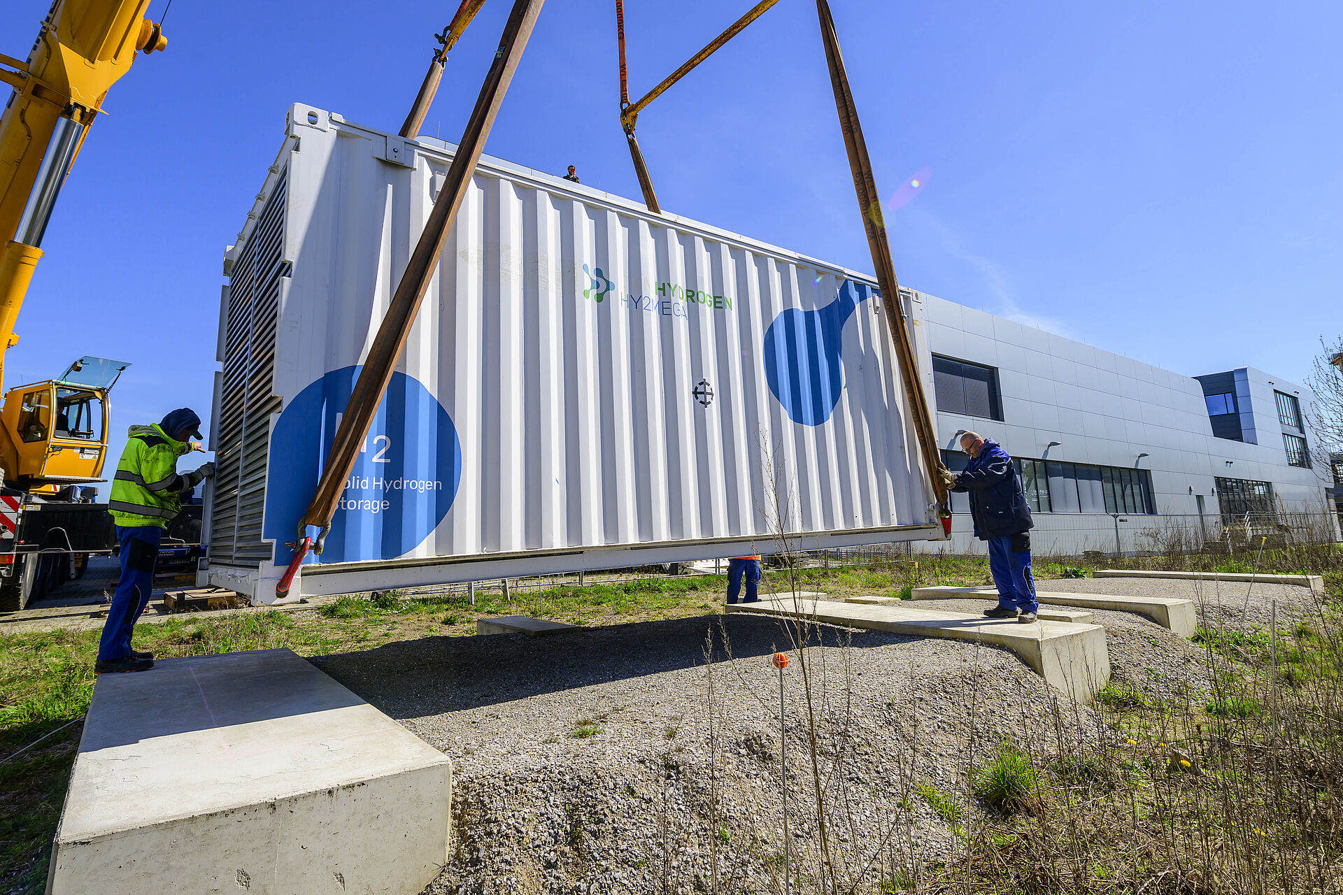 Anlieferung der Metalhybridsspeicher am NFF im APril 2026