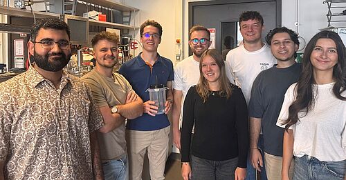 Das diesjährige TU Braunschweig-Team Squeeze the Yeast