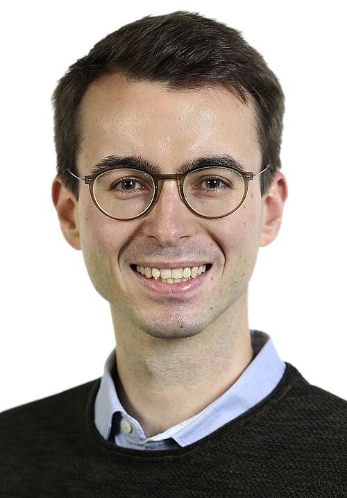 Protrait von Prof. Thomas Naake