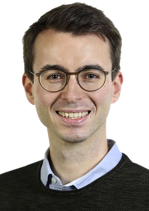 Protrait von Prof. Thomas Naake