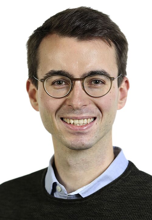 Protrait von Prof. Thomas Naake