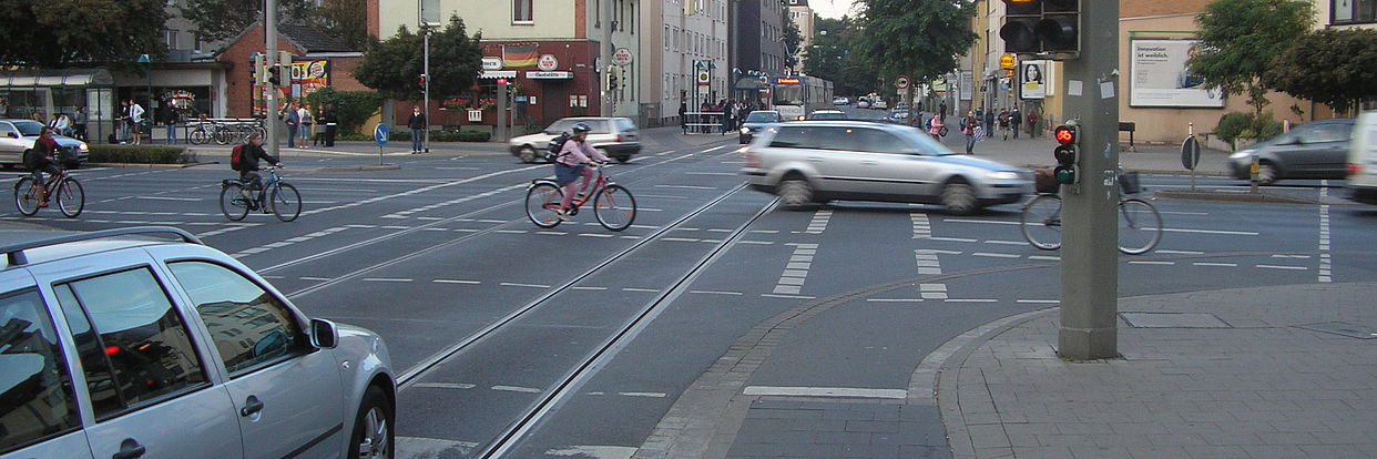 Straßenverkehrstechnik 