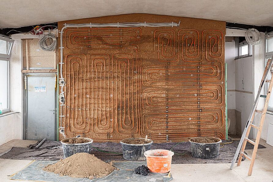 Das Flächenheiz- und Kühlsystem in der Wand