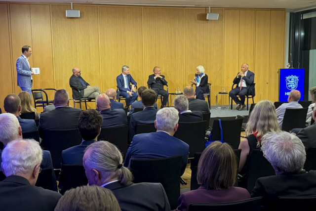 Podiumsfoto der Diskussion