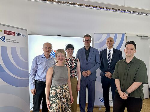 Gruppenfoto Besuch FOES